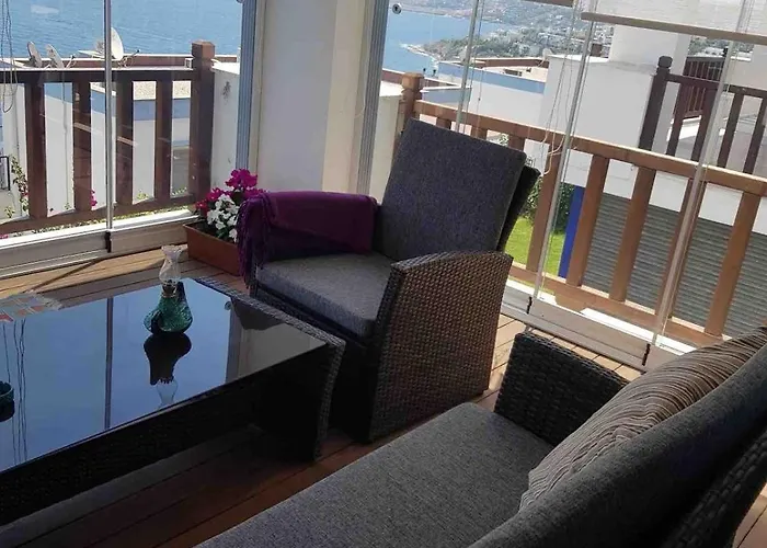 Private Terrace And Garden At Gundogan *