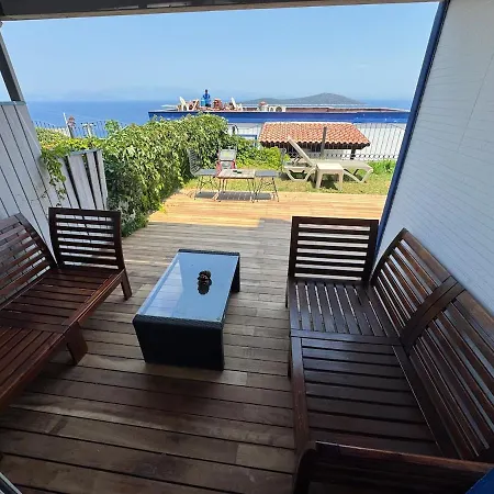 Private Terrace And Garden At Gundogan ボドルム