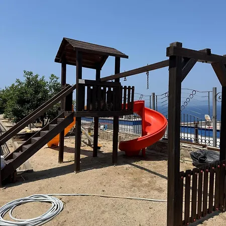 Private Terrace And Garden At Gundogan ボドルム