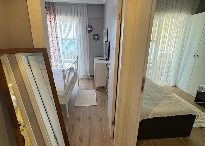 Private Terrace And Garden At Gundogan *